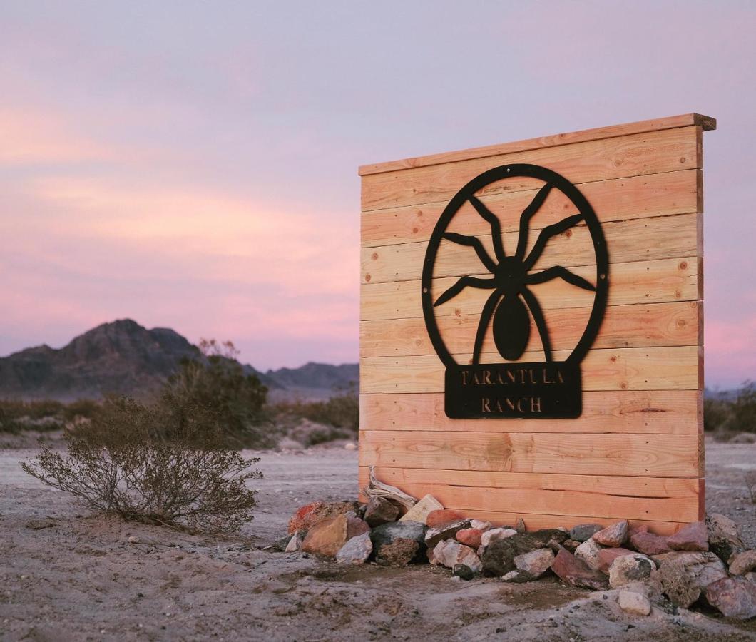 Tarantula Ranch Campground & Vineyard Near Death Valley National Park Amargosa Valley Buitenkant foto